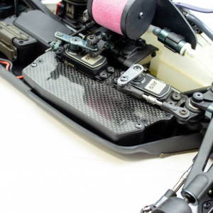 MBX8R CARBON BATTERY BOX COVER - UR1923 - ULTIMATE